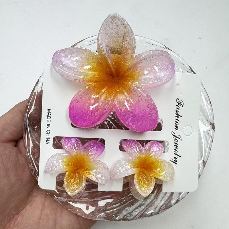 Sada skřipců do vlasů s frangipani: Květinové vlasové doplňky s imitací mramoru pro módní svátky