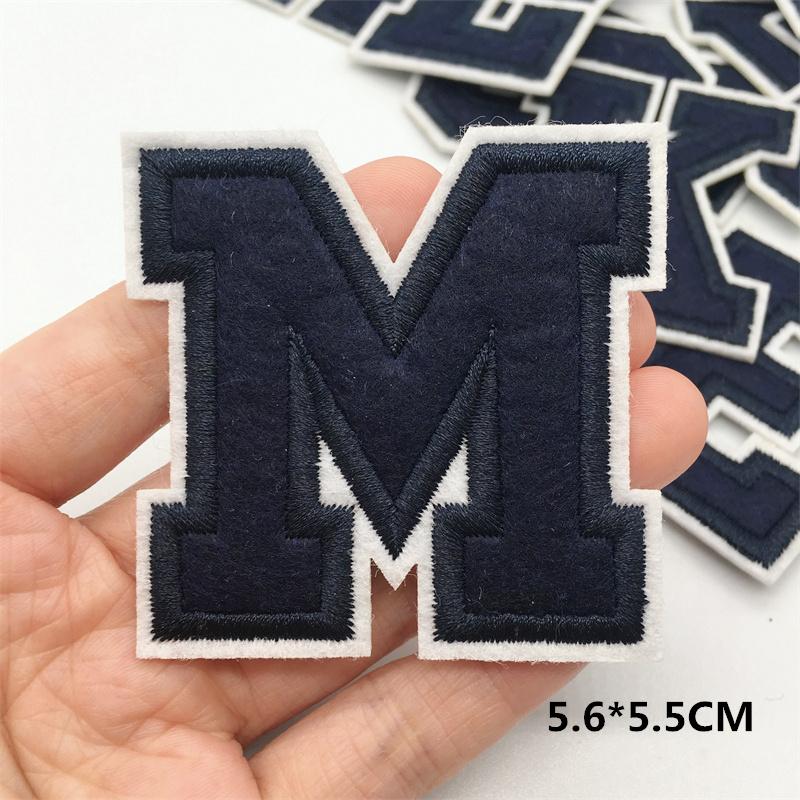 Donkerblauwe Letter Borduurpatches Doe-het-zelf Alfabet Strijkbare Patch Naam Patch Toegepast Op Kleding Naaistickers