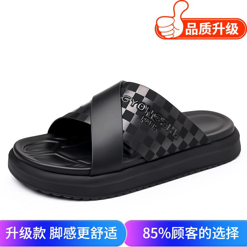 Sandals men's 2025 summer new non-slip soft-soled dual-purpose beach shoes men's Korean version of light luxury high-quality sandals tide