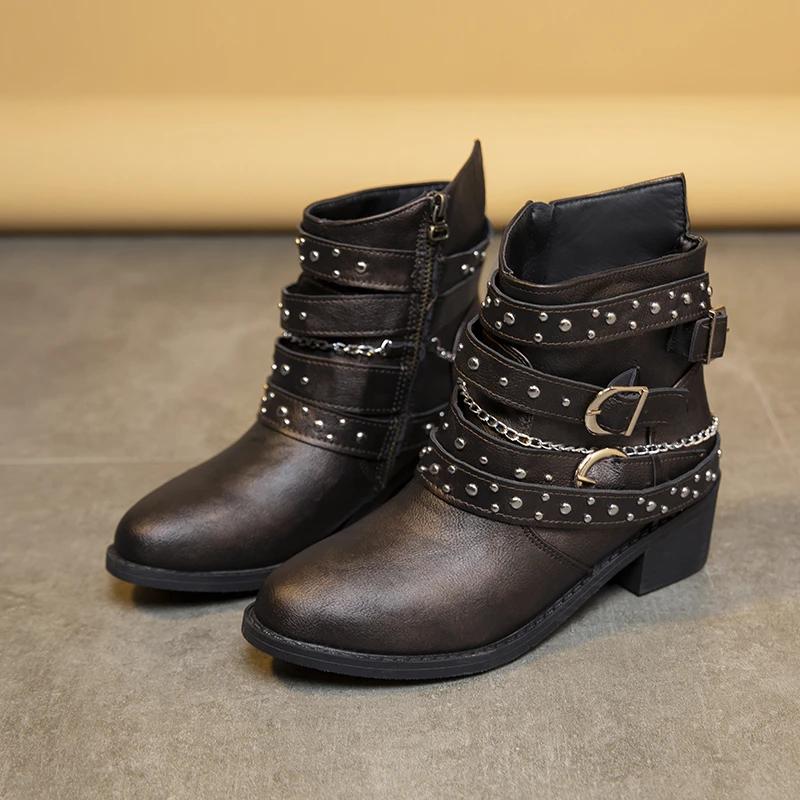 Fashion New Square Heel Women Motorcycle Boots Rivet Zip Design Ankle Boot for Women Street Style Female Shoes Western Boot Large Size43