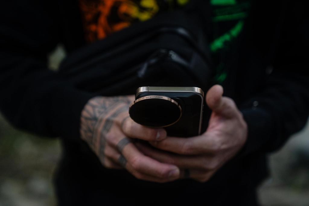 PolarPro LiteChaser iPhone 16 VND Black Mist Filter Compatible with LiteChaser 16 and 15 Cases - - 2-5 -