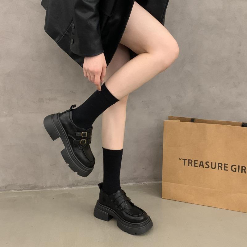 2025 New Luxury Design Leather Platform Loafers Women Handmade Retro Style Round Toe Thick High Heel Slip On Casual Shoes