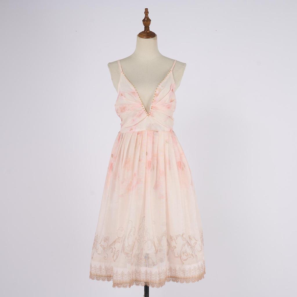 Elegant Beaded V-Neck Sleeveless Evening Dress with Waist-Cinching Fit