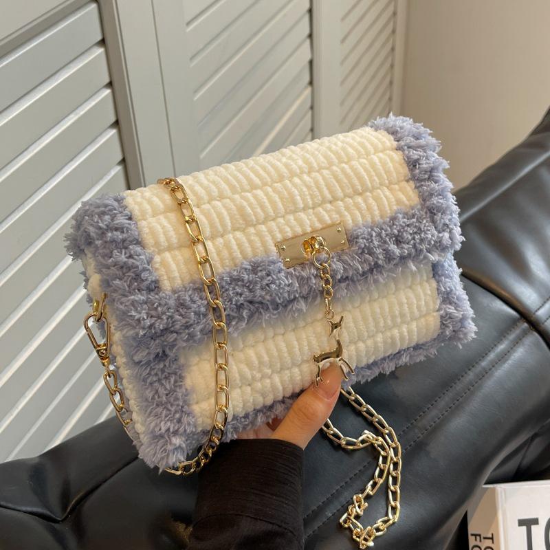 

Набор для вязания крючком сумки кроссбоди Куроми - Идеальный подарок для лучшей подруги или девушки