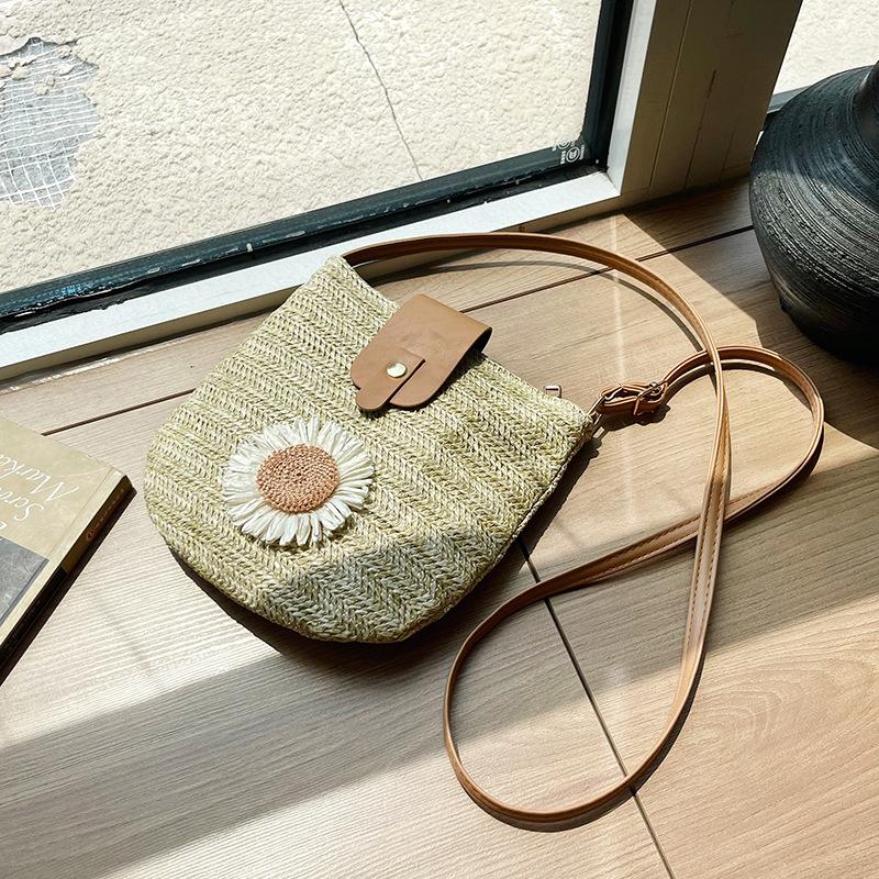 2025 Summer New Straw Bag Mobile Phone Bag Messenger Bag Fashion Foreign Style Niche Woven Bag
