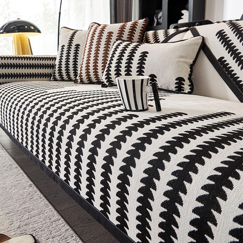 

Sofa Cushion All Year Round General Fabrics Non Slip Nordic Simple Modern Chenille New Chinese Style Seat Cushions Leather Sofa Cover Towel High-Black 45*45cm pillow case without core