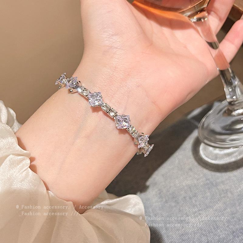 Nádherný korejský zirkonový náramek pro ženy - super lesklý, všestranný a elegantní; Internetový styl celebrit plný diamantový vzhled.