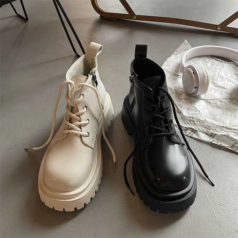 Korean Version of Thick-soled White Short Martin Boots Women's 2025 Autumn New Versatile Lace-up Heightening Muffin Bottom Small Short Boots