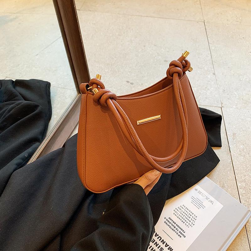 Trendy 2024 Autumn Season Stylish High-quality Women's Moon Bag With Elegant Design