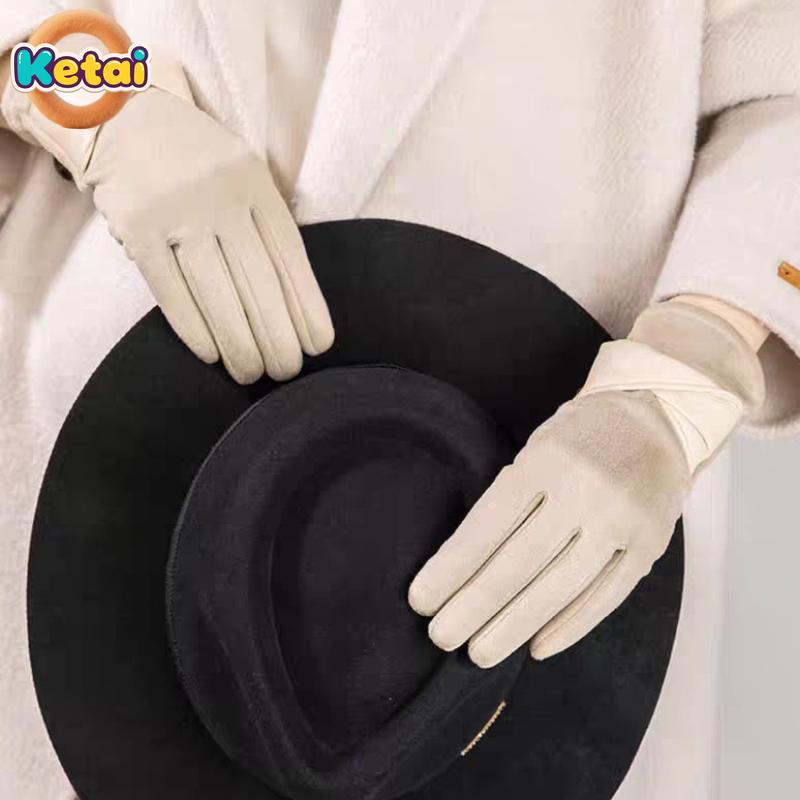 Warm Gloves for Women in Autumn and Winter, Thickened and Fashionable Touch Screen, Anti Cold Suede Adult Gloves  Black Gloves