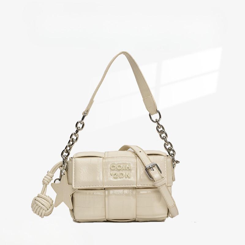 IELGY Универсальная маленькая квадратная сумка через плечо серебристого цвета — фото 4