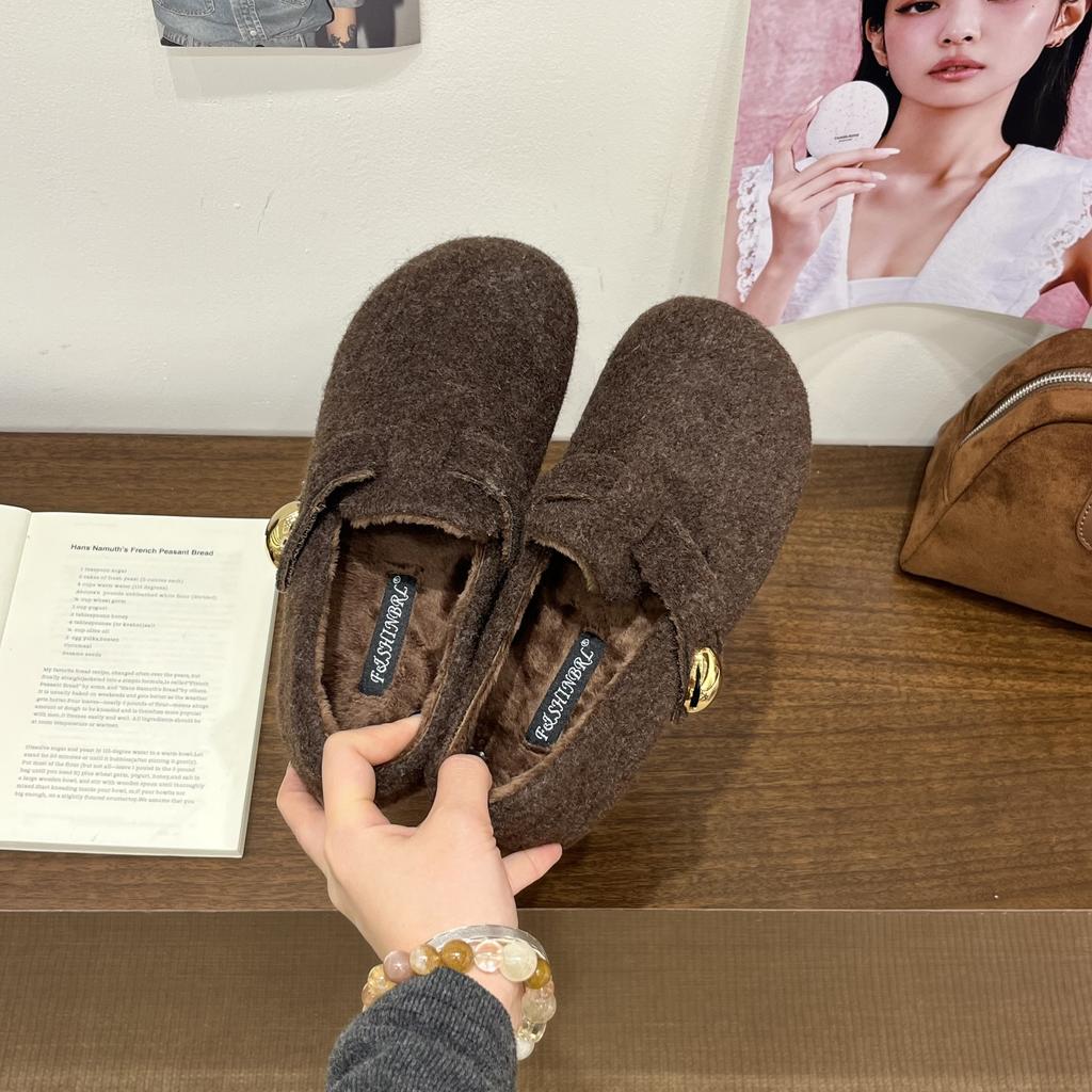 New round head one-word buckle with velvet warm thick-soled casual Boken retro women's single shoes