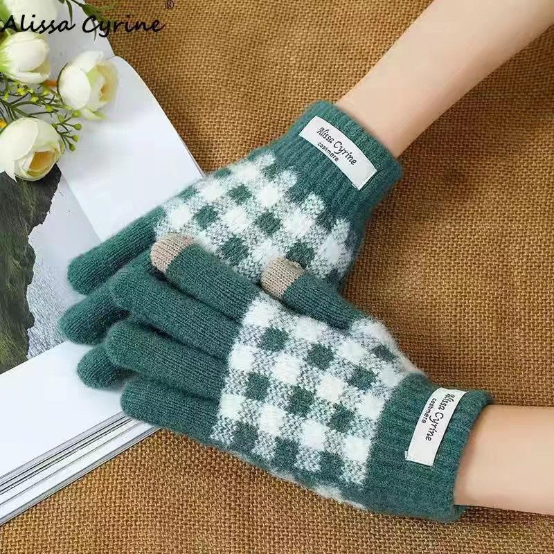 New Autumn and Winter Products, Plus Velvet and Thickened Full-finger Warm Plaid Gloves, Fashionable and Trendy Touch-screen Knitted Gloves