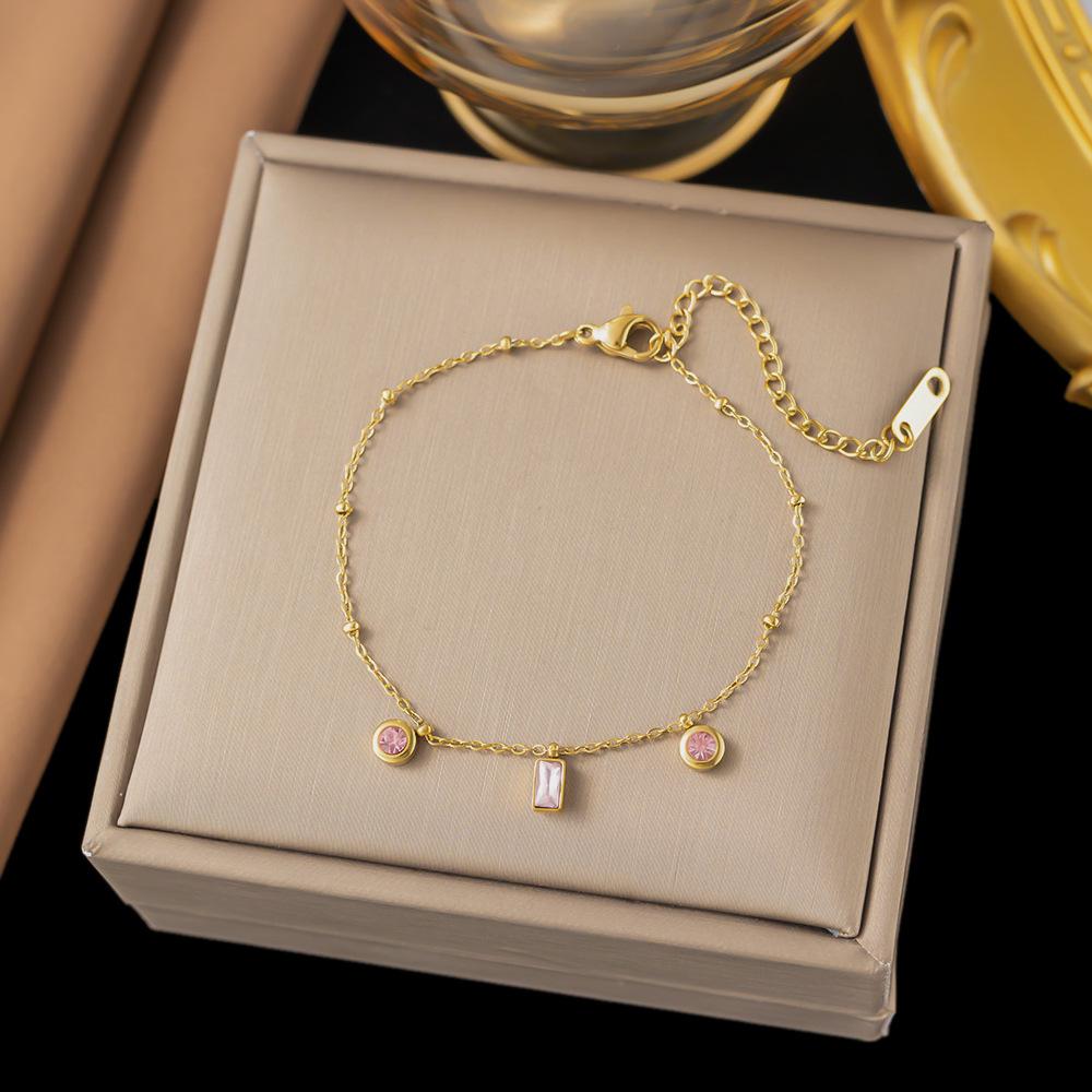 18K Gold Plated 316L Fashionable Titanium Steel Bracelets Waterproof Heart Roman Numerals Queen's Chain Link Bangles
