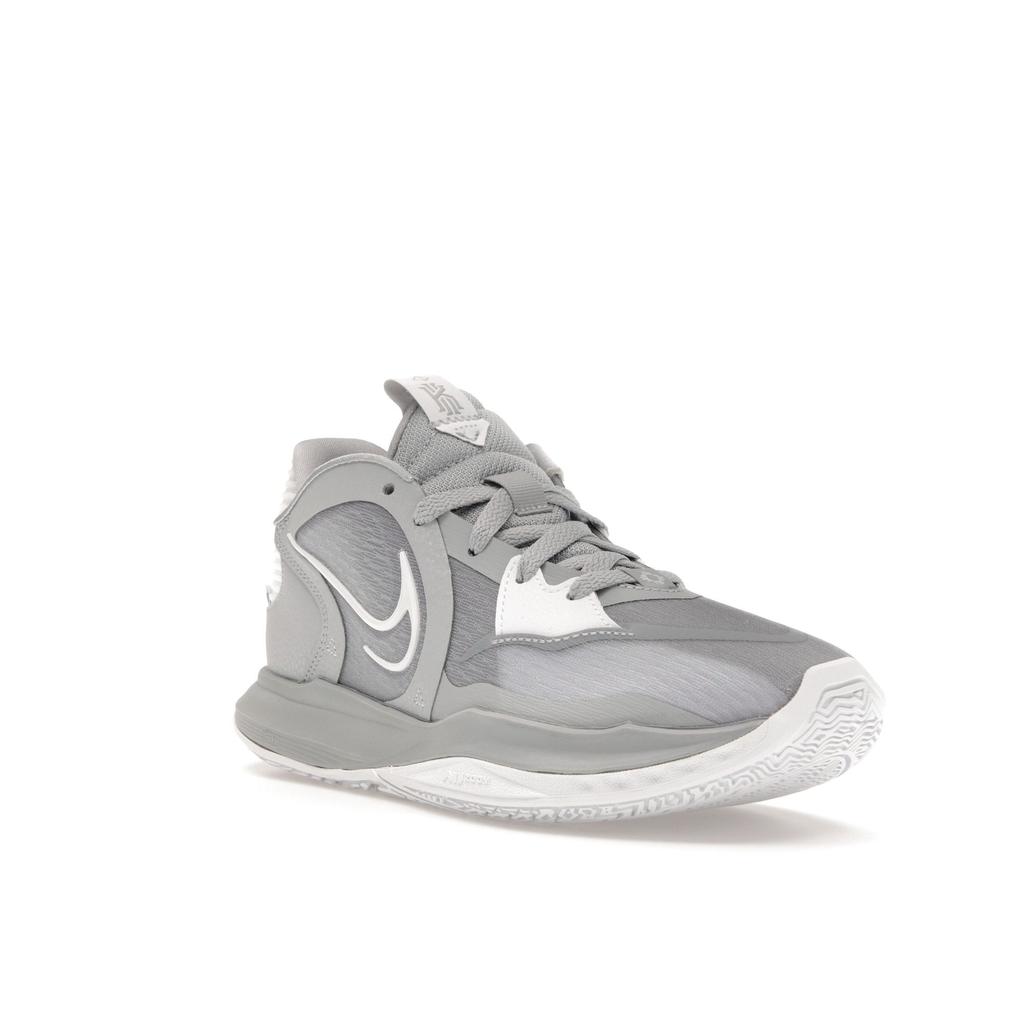 Nike Kyrie Low 5 Wolf Grey Unisex Sneaker Weiß DO9617-001