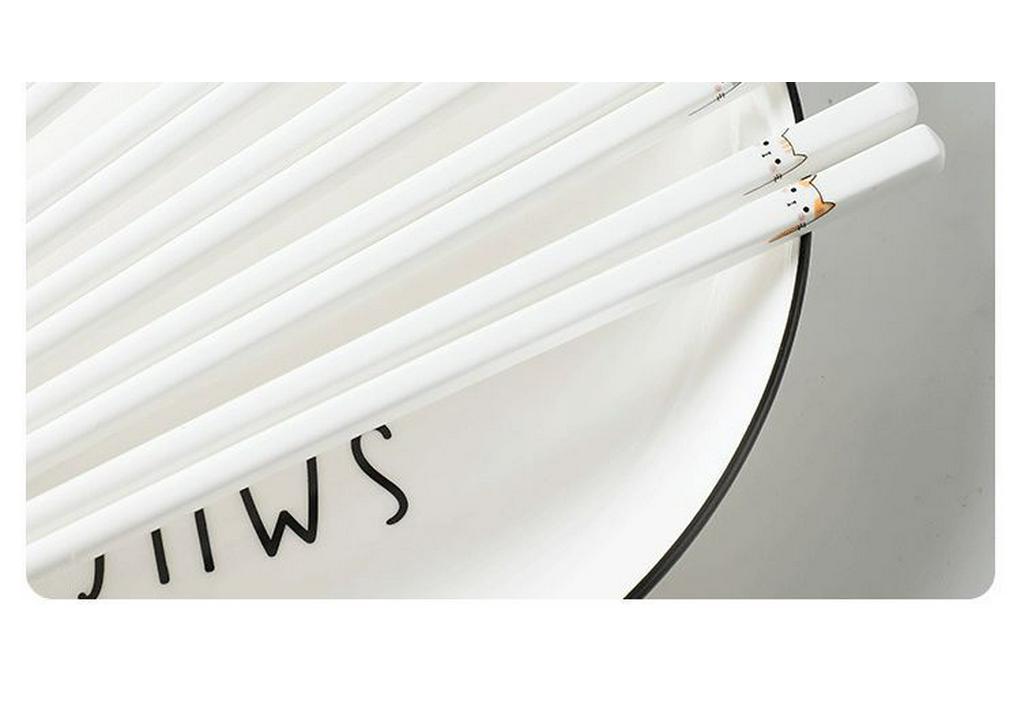 Eco-Friendly Bone China Ceramic Chopstick Set: Non-Slip, High Strength, Anti-Mold, Personalized Design for Home Use.