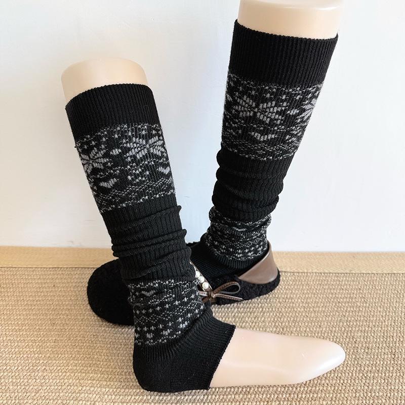 Women's Wool Mid-Calf Socks: Thickened Autumn/Winter Brown Slouch & Gray Stirrup Warmers
