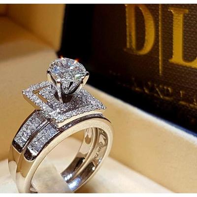 Super Flash Zircon Women's Ring European and American Fashion Proposal Engagement Ring