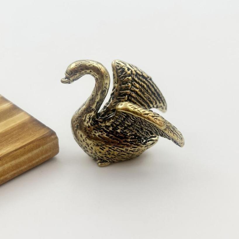 Brass Swan Ornaments Vintage Swan Keychain Pendants Home And Office Decorations Tea Pet Handles Handicrafts Gifts Wholesale