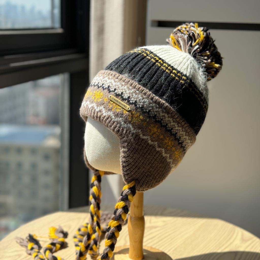 New Style Wool Ball Knitted Wool Hat for Women In Autumn and Winter Korean Style Thickened Cold Proof and Warm Ear Protecting Lei Feng Hat Small Face