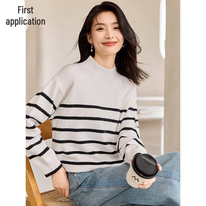 Women s Striped Half-High Collar Knitted Sweater S