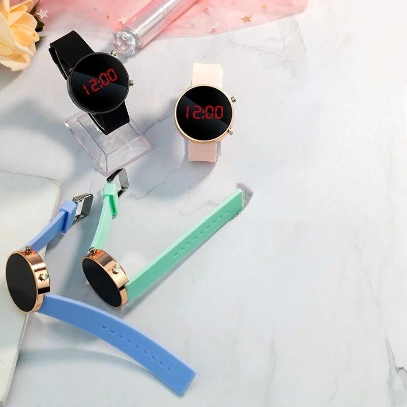 LED Unisex Digitaal Polshorloge Casual Sporthorloge voor Mannen Vrouwen Decoratieve Horloges