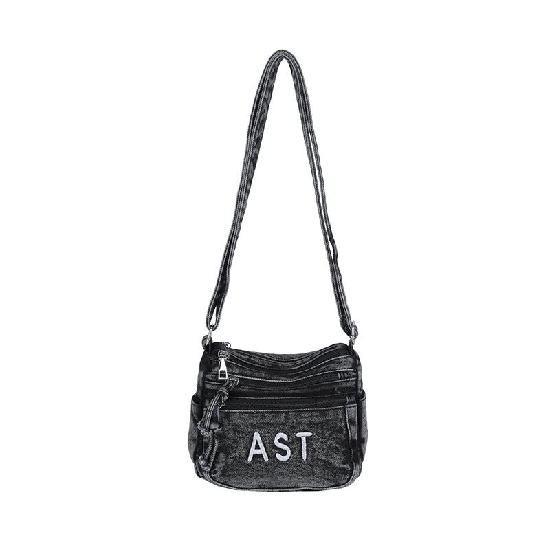 Dżinsowa torba z haftowanym napisem, wielokieszeniowa torba crossbody