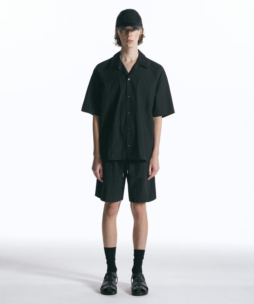 INSILENCE Curved Track Shorts Black