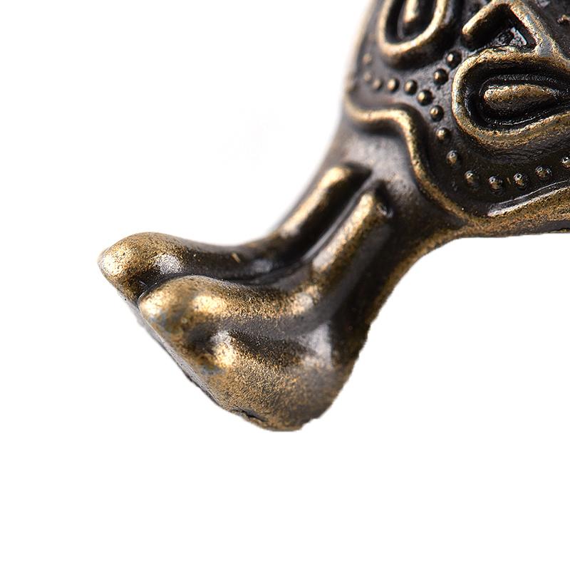 4ks Starožitná mosazná truhla na šperky Dřevěná krabička Skříňka s ozdobnými nožičkami Roh