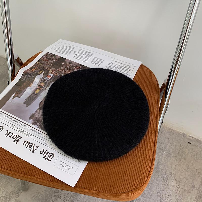Soft waxy and good texture~ Thickened cashmere knitted beret children's autumn and winter warm literary pumpkin painter hat