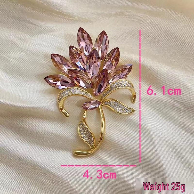 Exquisite Butterfly Rhinestone Brooch - Versatile 3D Floral Alloy Accessory for Women