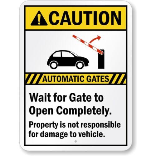 

Automatic Gates Wait For Gate To Open Caution Aluminum Weatherproof Sign pAluminum 20x30cm（7.8x11.8inch）