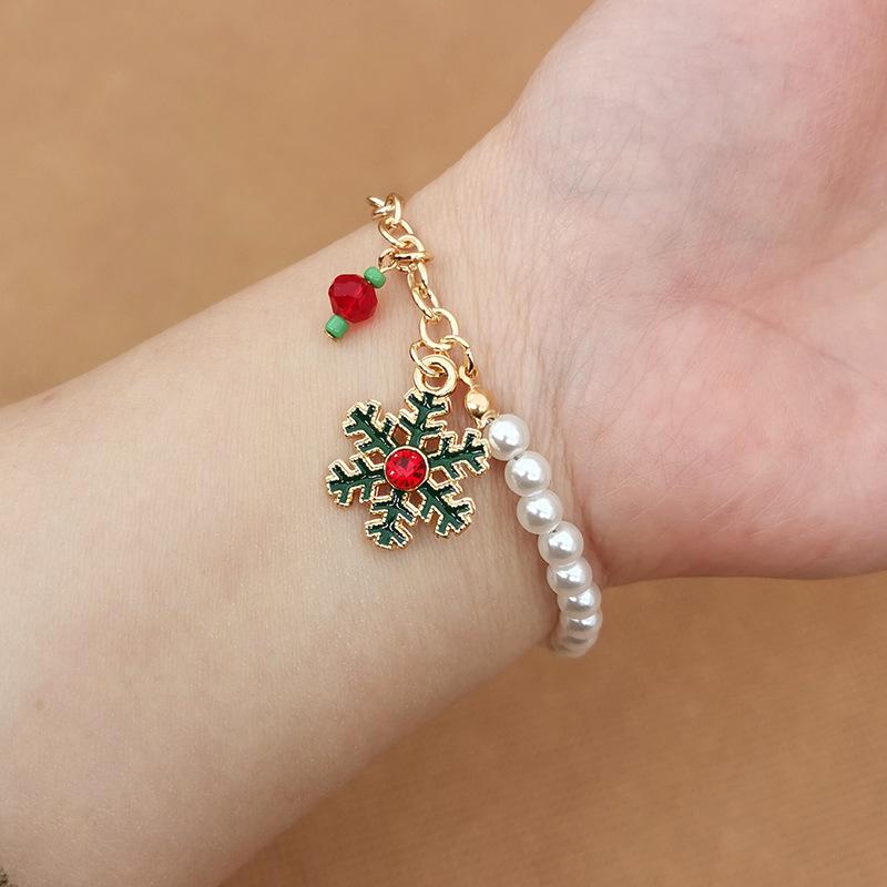 

Festive Alloy Christmas Bracelet with Santa, Snowman, Reindeer, and Snowflake Charms