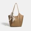 Women's new tote bag, fashionable versatile shoulder bag, autumn and winter commuting large-capacity underarm women's bag