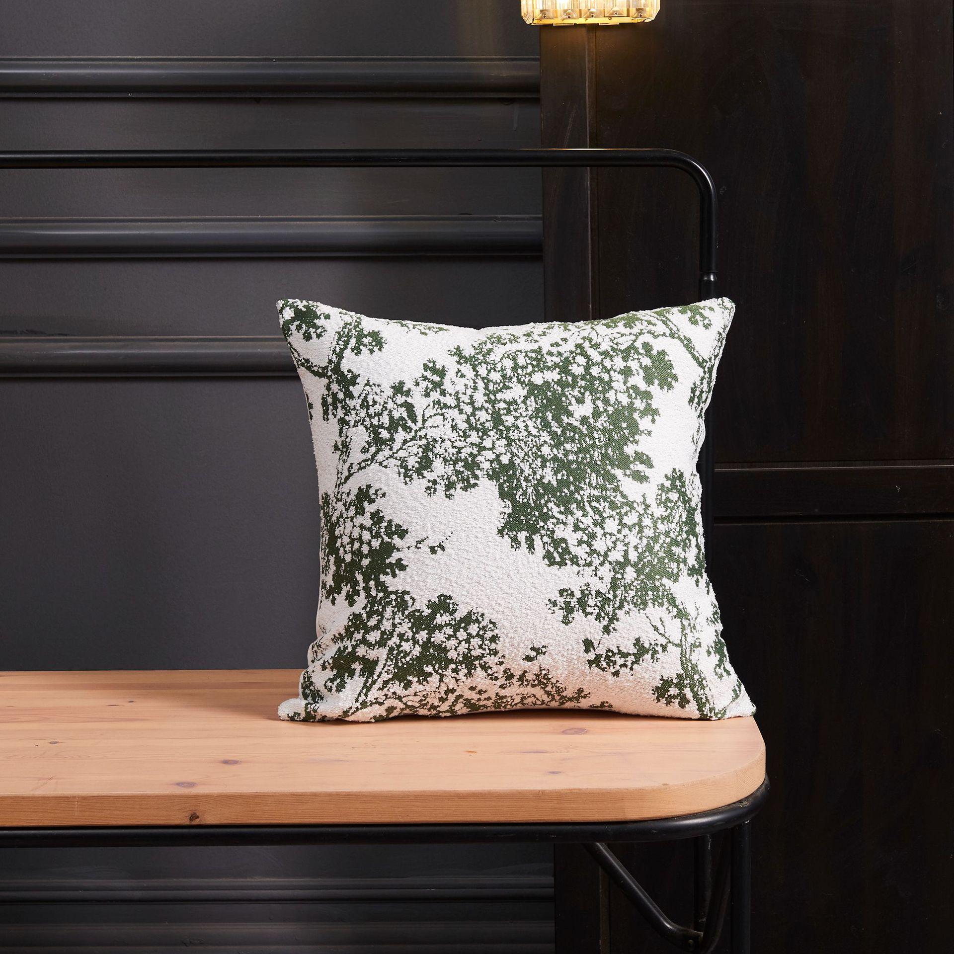 

Jacquard Ink Small Cattail Pillowcase Home Living Room Pillow Backrest Invisible Zipper Four-sided Locking 45 * 45Cm (excluding core)