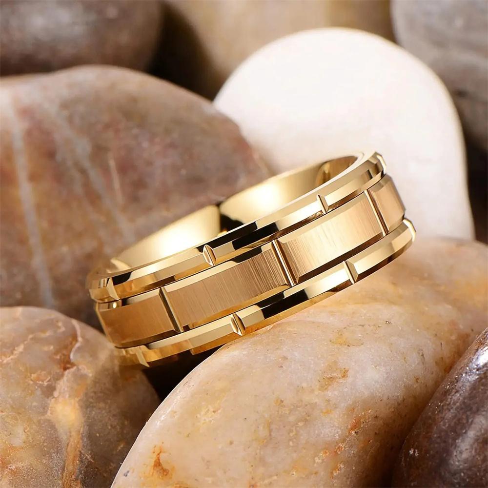His and Hers Couple Rings Luxury Gold Color Women Heart Zircon Wedding Rings Set Men Stainless Steel Ring Wedding Jewelry Gifts
