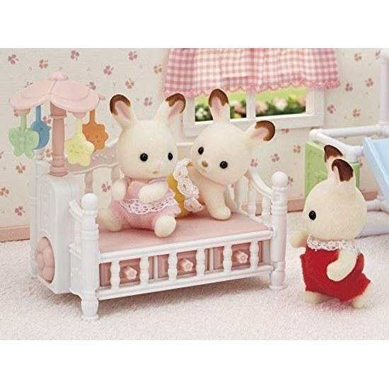 Sylvanian Families Meble Karuzela Łóżeczko dla Niemowląt Samochodzik-218 Certyfikat ST Mark 3+ Zabawka Domek dla Lalek EPOCH