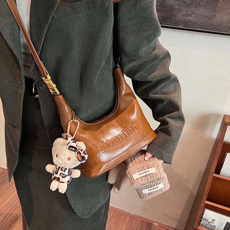 Small-scale Custom-made Fashionable Shoulder Bag, Handbag, Cross-body Bag, and Wrap-around Bag