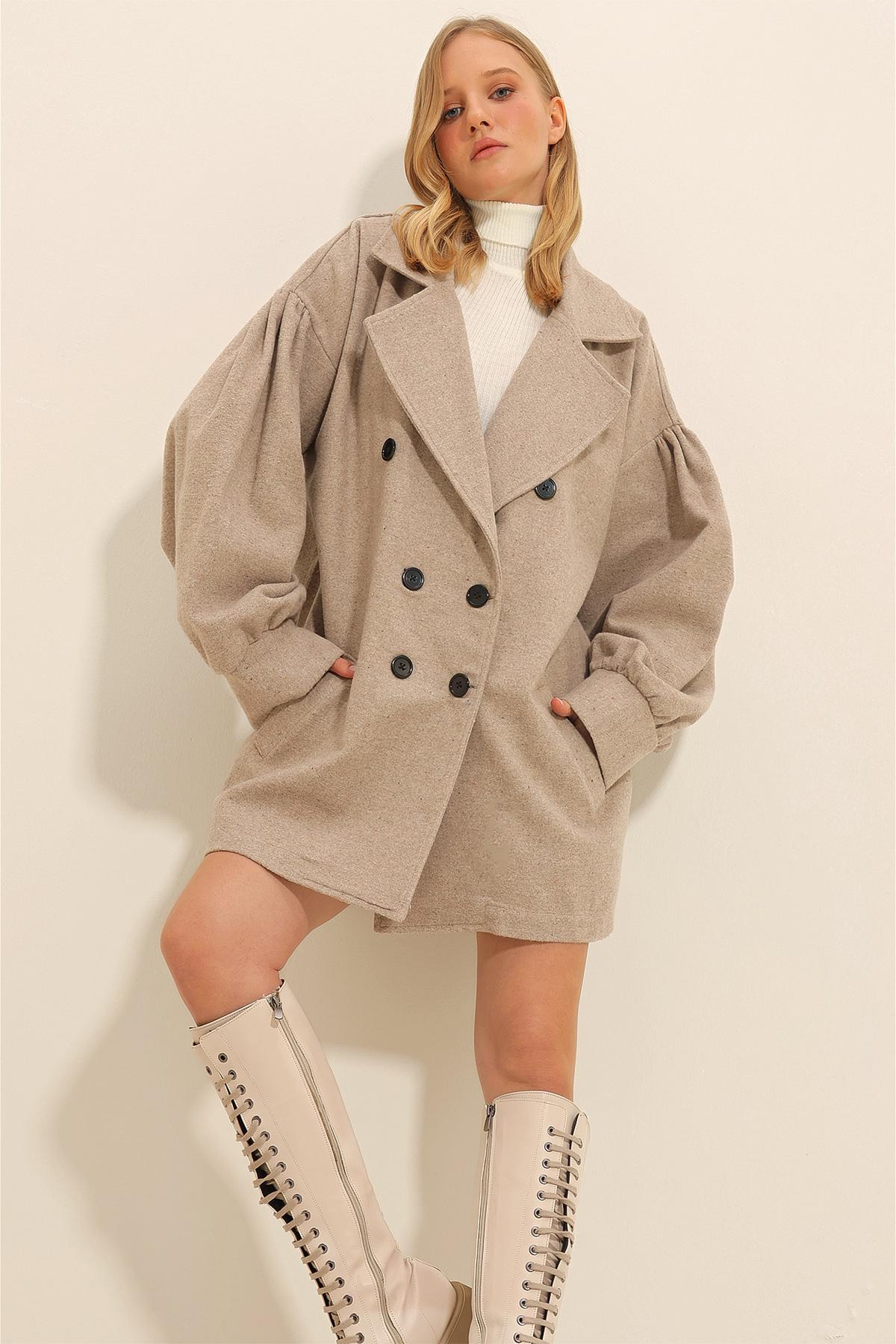 

Женское пальто, новый сезон, модное двубортное пальто с воротником и воздушным шаром