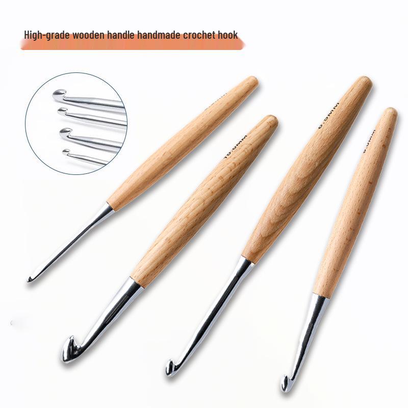 Premium Wooden Handled Crochet Hook Set - Solid Wood Round Hooks for Knitting and Crochet Projects.