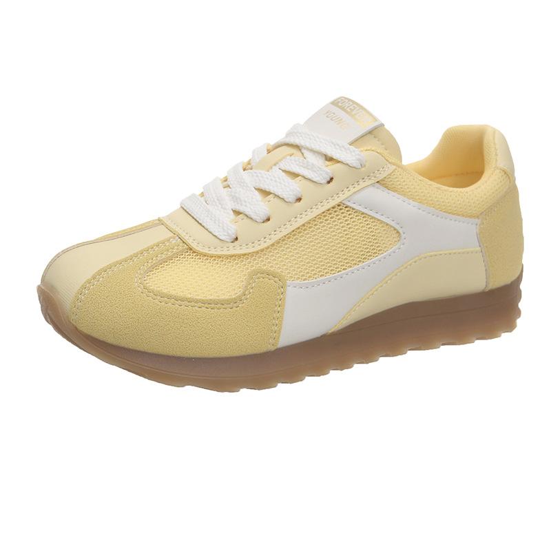 

Inner heightening thick-soled German training shoes for women s 2025 new retro versatile, lightweight and breathable casual sports Forrest Gump shoes 40