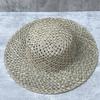 High quality light luxury old money sense summer saltwater straw woven linen ribbon top hat women's French holiday style flat top straw hat