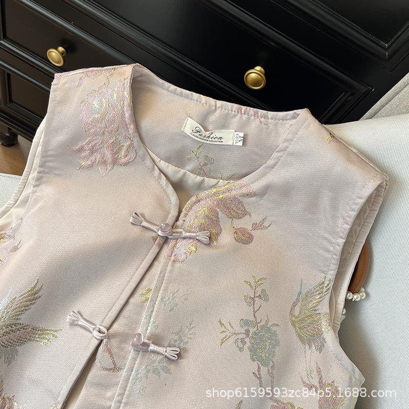 Spring 2025 Jacquard button-up sleeveless vest retro high-end temperament top