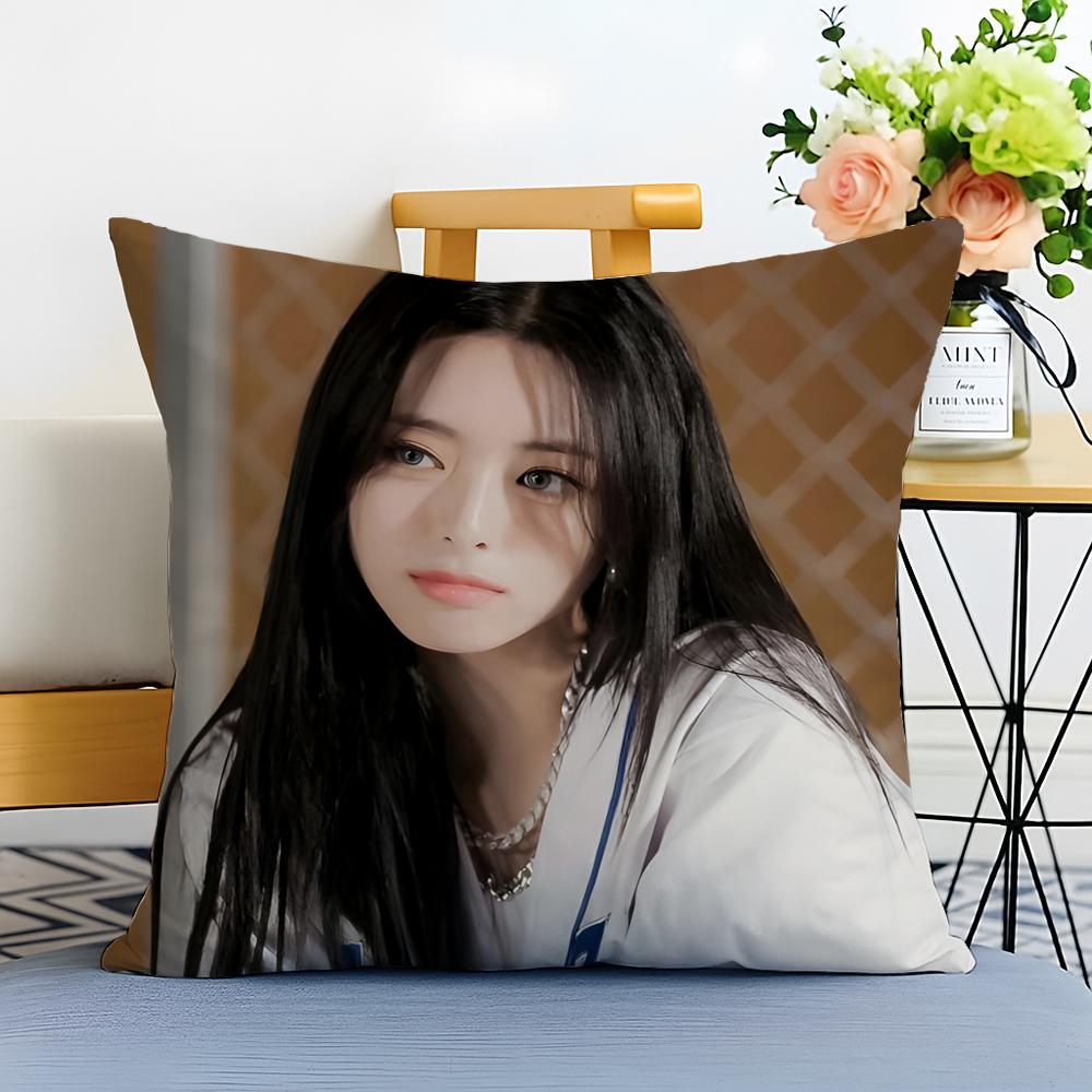 Idol Energetic S-Shin Yu-Na Cushion Cover Washable Linen Pillowcase Soft For Sofa Bed Cozy Home Room Decor