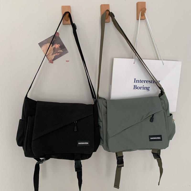 Japanese Harajuku Girl Canvas Bag Student Waterproof Nylon Messenger Bag Youth Casual Fashion Crossbody Bags for Women Satchels