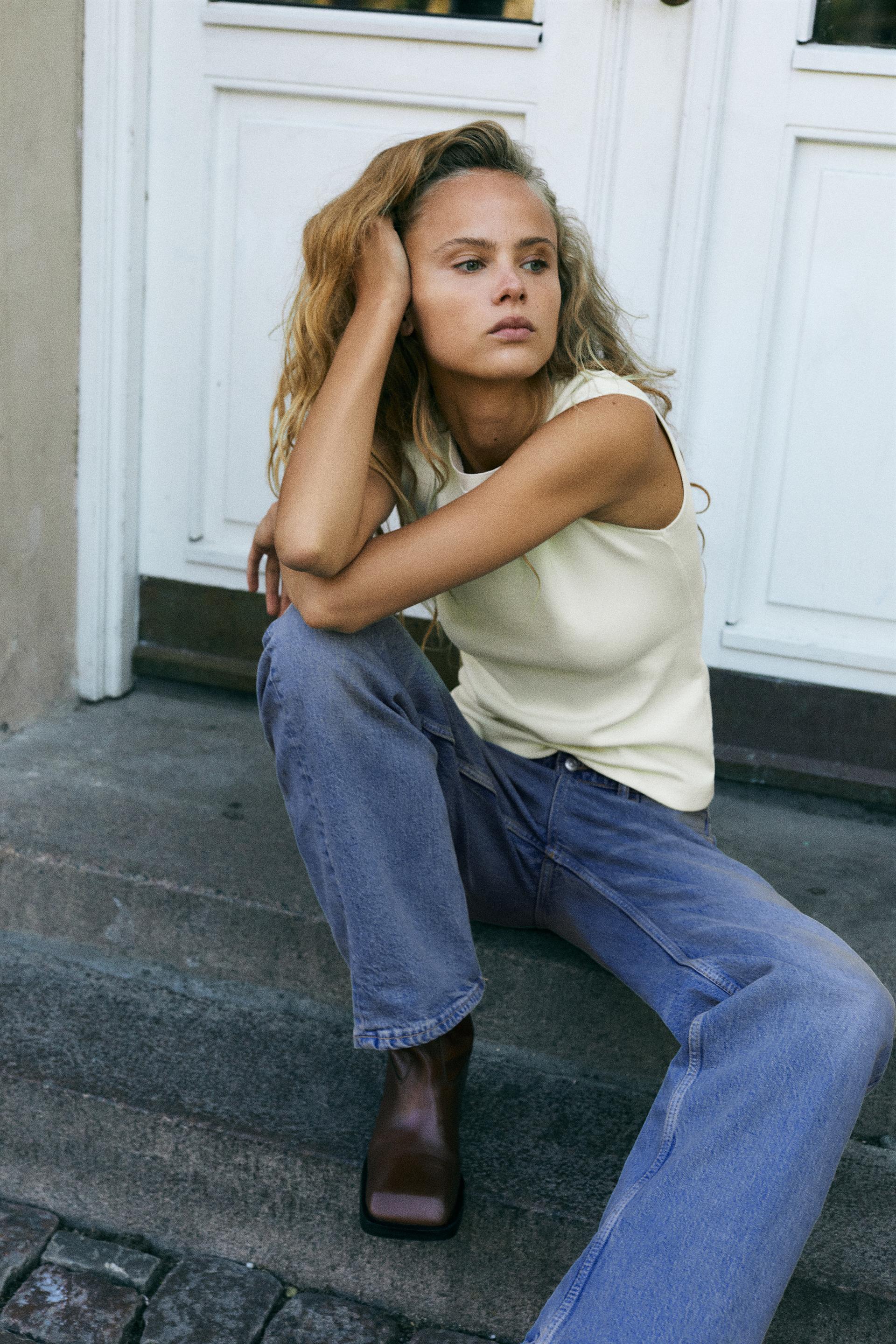 

FITTED INTERLOCK TOP