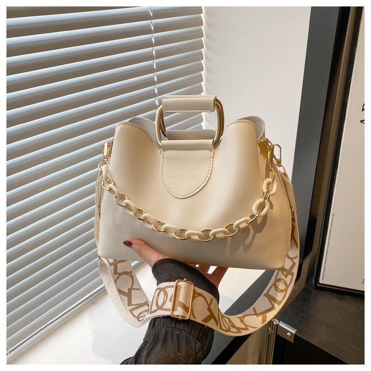 Womens Pu Small Square Handbag With Magnetic Closure For Daily Commuting And Street Style Fashion
