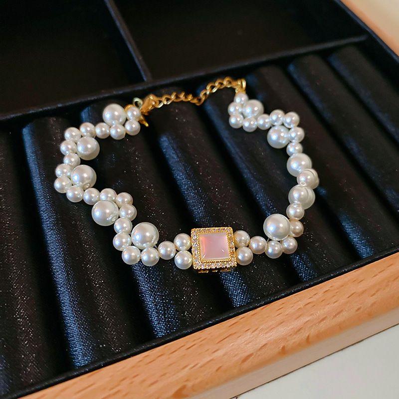 Retro Geometrický Náramek ze Sladkovodních Perel - Módní Pokročilý Design Šperků pro Ženy