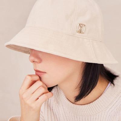 VA Square Stud 6-Panel Bucket Hat Ivory
