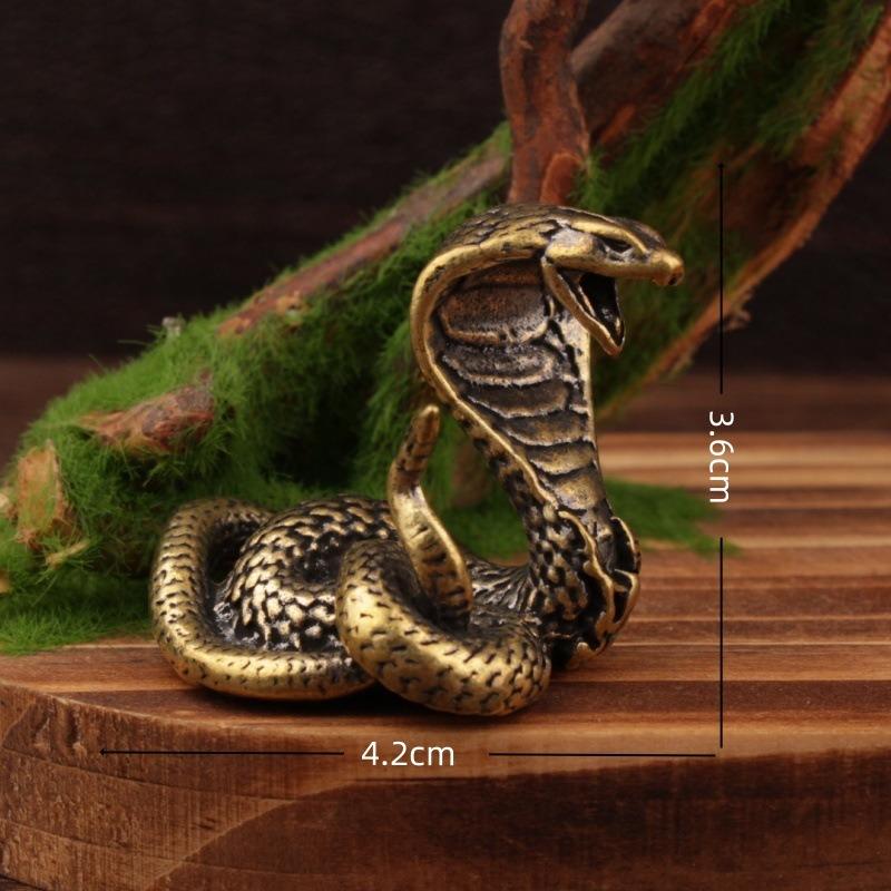 

Cobra Small Ornaments Solid Brass Snake Tea Table Antique Small Copper Pieces Copper Carvings Handles Copperware Tea Pets 3 sold